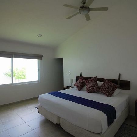 White House 10 Orchids Cancun Exterior photo